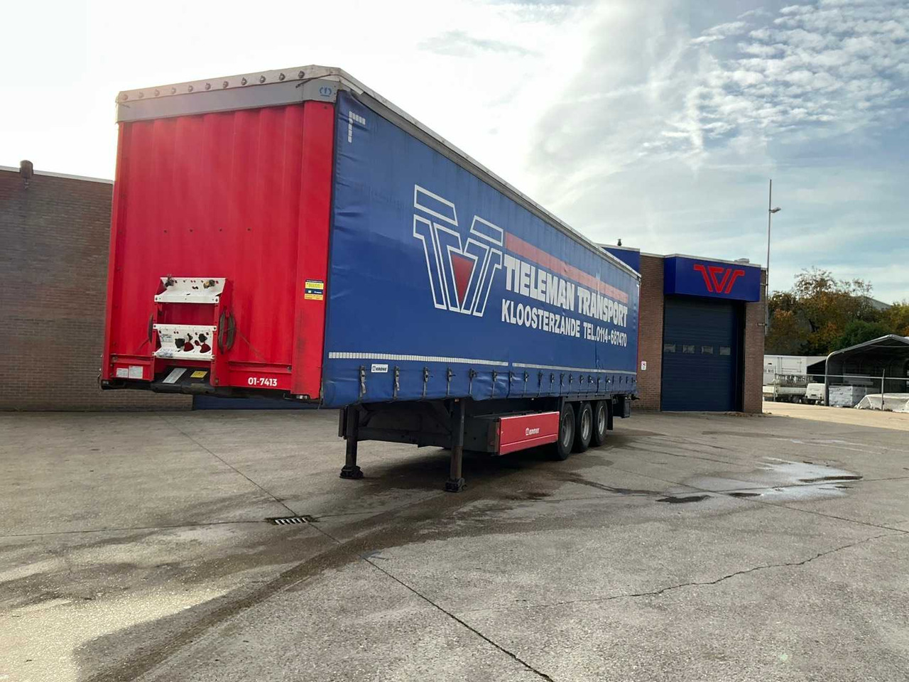 2017 KRONE SD SEMI-TRAILER - Полуприколка: слика 2 2017 KRONE SD SEMI-TRAILER - Полуприколка: слика 2