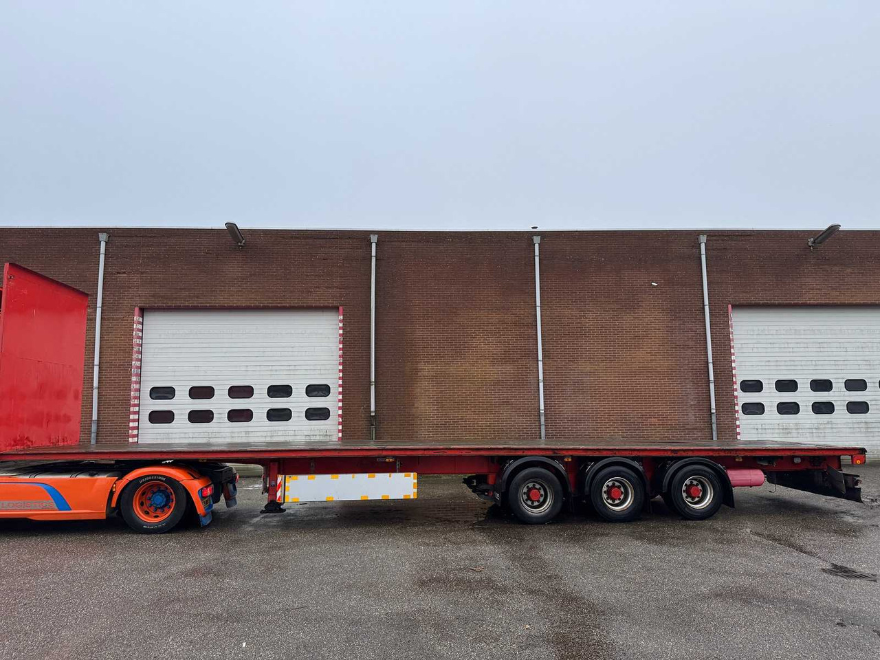 Полуприколка SAMRO SR39PJPA - SEMI-TRAILER 13.65 METERS WITH WOODEN LOADING FLOOR: слика 13 Полуприколка SAMRO SR39PJPA - SEMI-TRAILER 13.65 METERS WITH WOODEN LOADING FLOOR: слика 13