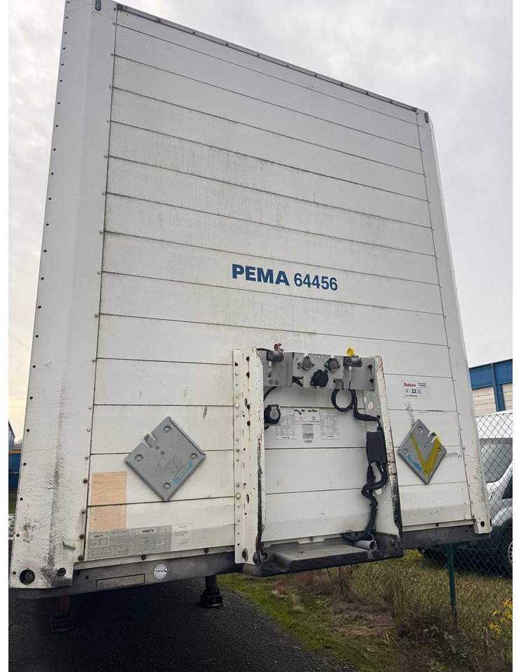 SCHMITZ CARGOBULL AG - SKO24 REFRIGERATED BOX SEMI-TRAILER - 2011 - SEMI-TRAILER - Полуприколка: слика 2 SCHMITZ CARGOBULL AG - SKO24 REFRIGERATED BOX SEMI-TRAILER - 2011 - SEMI-TRAILER - Полуприколка: слика 2