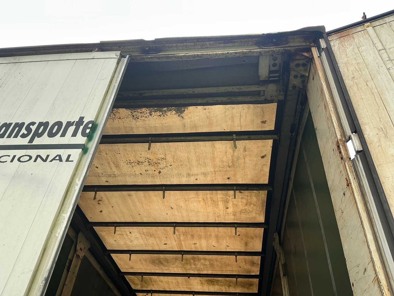 2004 LECITRAILER TRAILER WIPKAR - Приколка: слика 5 2004 LECITRAILER TRAILER WIPKAR - Приколка: слика 5