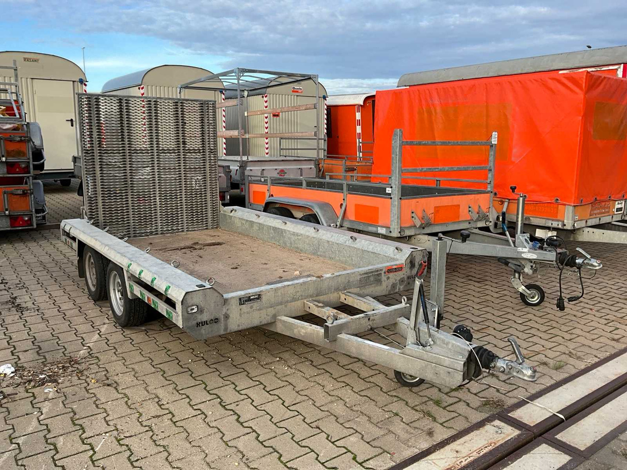 2019 HULCO TERRAX-2 3001-LK MACHINE TRANSPORTER TRAILER - Приколка: слика 2 2019 HULCO TERRAX-2 3001-LK MACHINE TRANSPORTER TRAILER - Приколка: слика 2