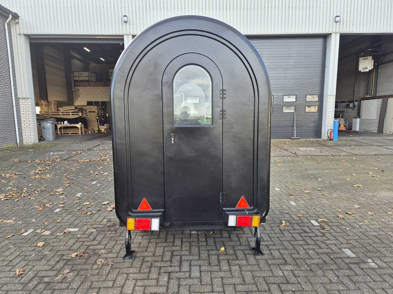 FOOD TRUCK BLACK - 2025 - Приколка: слика 5 FOOD TRUCK BLACK - 2025 - Приколка: слика 5