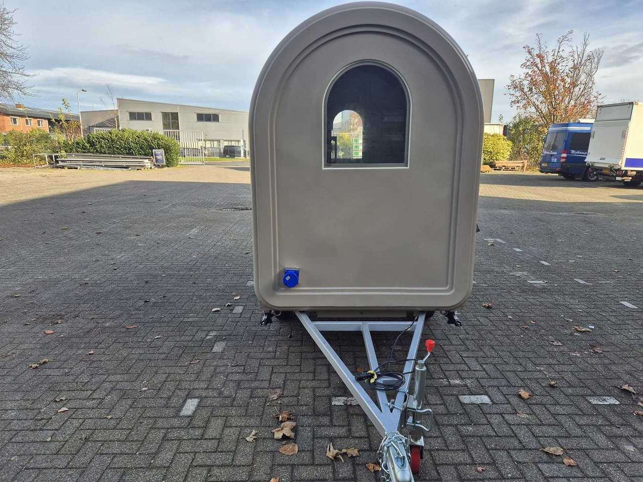 FOOD TRUCK BROWN - 2025 - Приколка: слика 3 FOOD TRUCK BROWN - 2025 - Приколка: слика 3