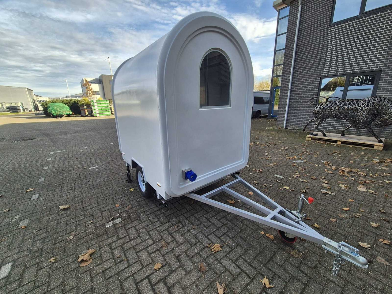 FOOD TRUCK WHITE - 2025 - Приколка: слика 3 FOOD TRUCK WHITE - 2025 - Приколка: слика 3