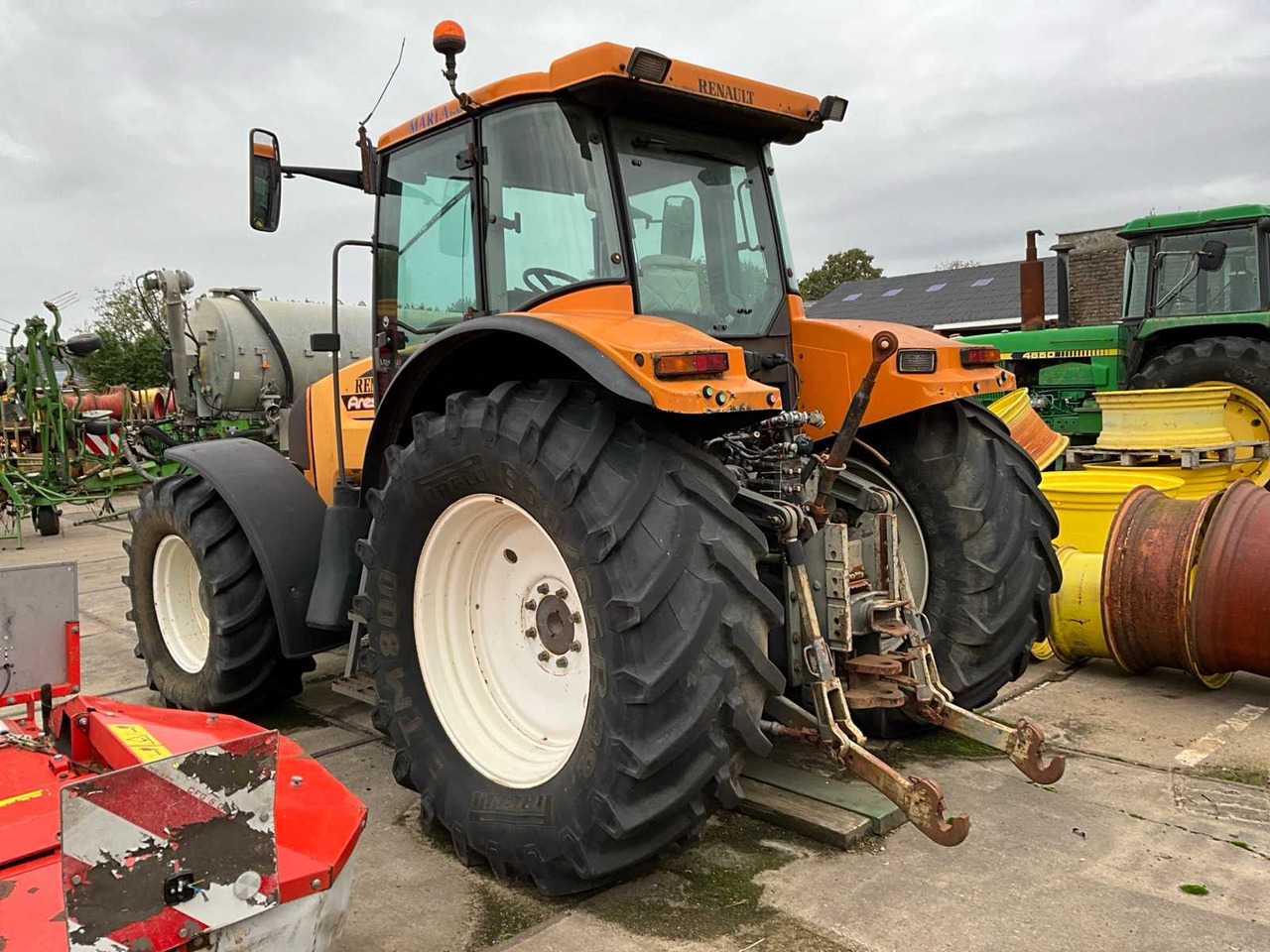Renault Ares 816RZ - Трактор: слика 2 Renault Ares 816RZ - Трактор: слика 2