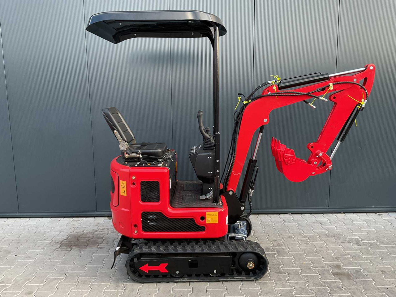 Rhino-Cross R319 - Мини багер: слика 3 Rhino-Cross R319 - Мини багер: слика 3