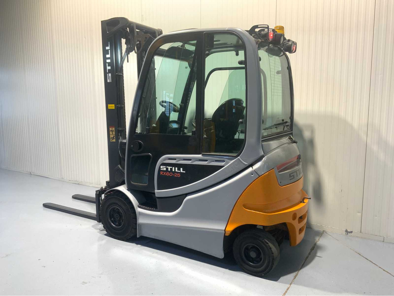 STILL RX60-25 - 2500KG LIFTING CAPACITY - 3865 HOURS - FORKLIFT - Вилушкар: слика 3 STILL RX60-25 - 2500KG LIFTING CAPACITY - 3865 HOURS - FORKLIFT - Вилушкар: слика 3
