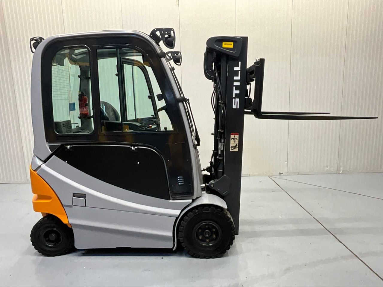 STILL - RX60-25 - FORKLIFT TRIPLEX - SITESHIFT - FREELIFT - BATTERY FROM 2021 - CLOSED CABIN - AIR CONDITIONING - Вилушкар: слика 5 STILL - RX60-25 - FORKLIFT TRIPLEX - SITESHIFT - FREELIFT - BATTERY FROM 2021 - CLOSED CABIN - AIR CONDITIONING - Вилушкар: слика 5