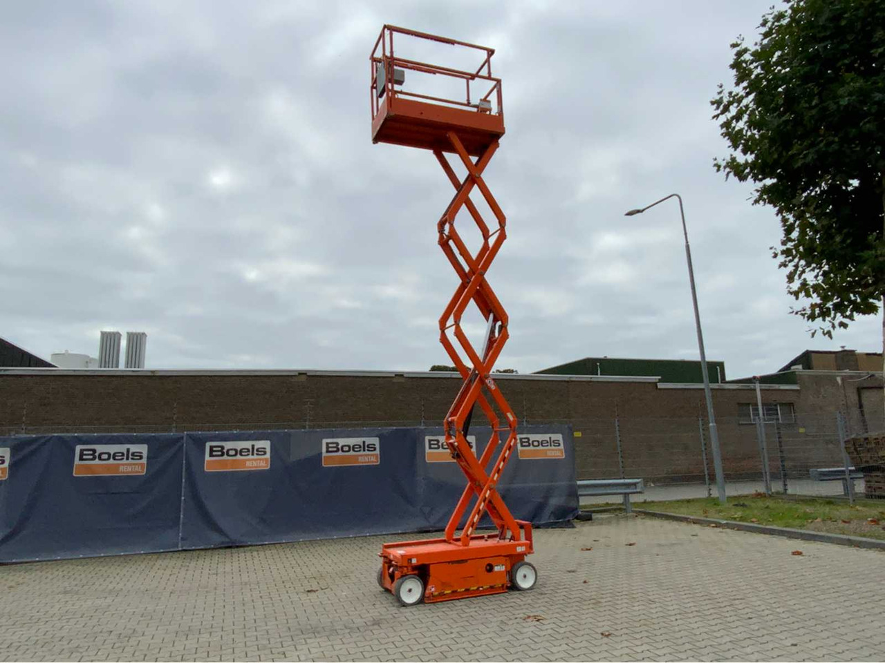 SkyJack SJ III 3219 - Дигачка платформа: слика 1 SkyJack SJ III 3219 - Дигачка платформа: слика 1