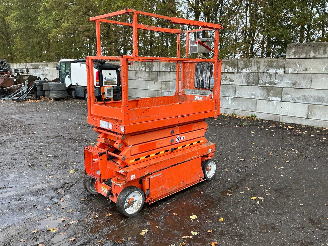 Skyjack 2015 SKYJACK SJ 111 3219 AERIAL PLATFORM - Дигачка платформа: слика 5 Skyjack 2015 SKYJACK SJ 111 3219 AERIAL PLATFORM - Дигачка платформа: слика 5