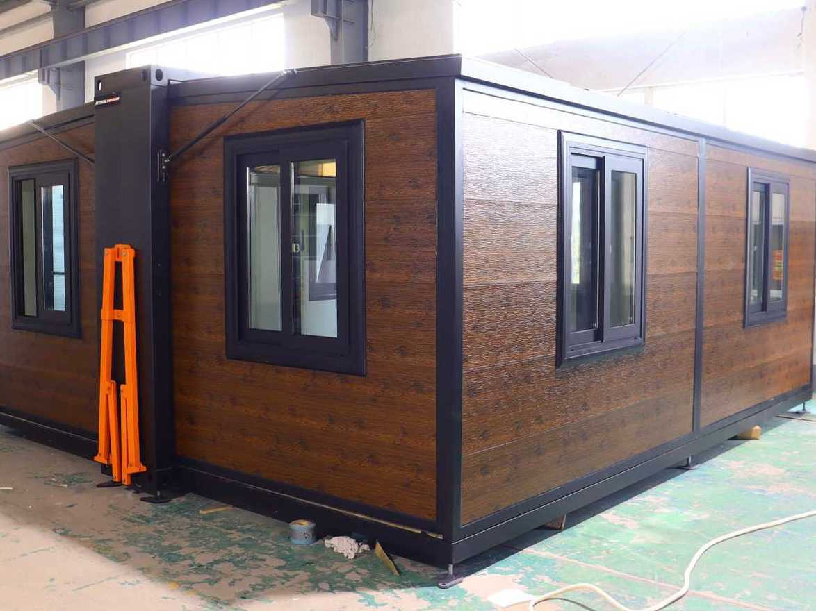 Stahlworks 15ft*20ft - Градежен контејнер: слика 2 Stahlworks 15ft*20ft - Градежен контејнер: слика 2