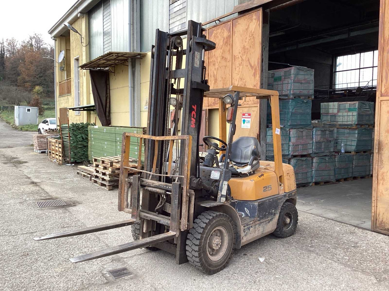 TCM 25 FORKLIFT - Вилушкар: слика 1 TCM 25 FORKLIFT - Вилушкар: слика 1