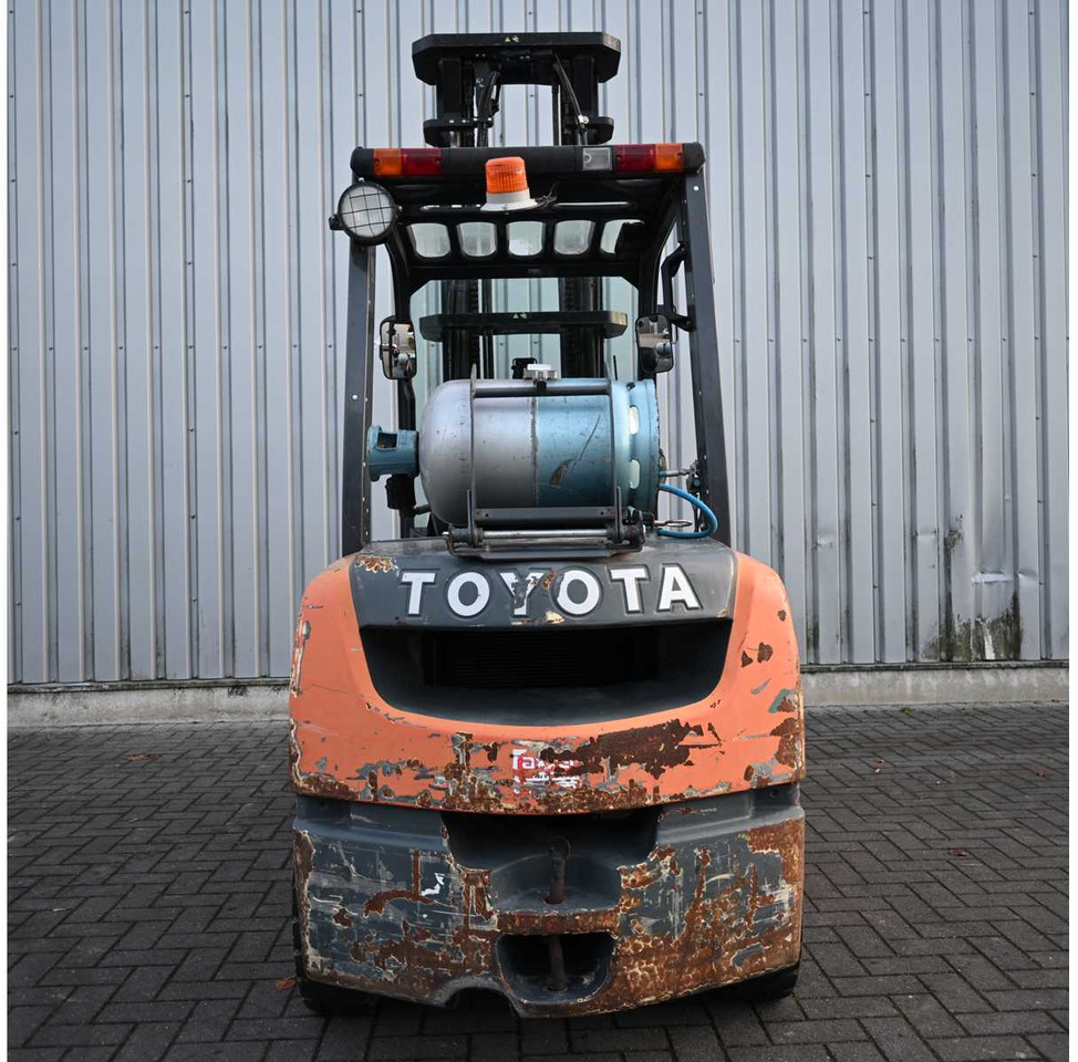 Вилушкар TOYOTA - 2008 - 02-8FGJF35 - FORKLIFT TRUCK: слика 7 Вилушкар TOYOTA - 2008 - 02-8FGJF35 - FORKLIFT TRUCK: слика 7