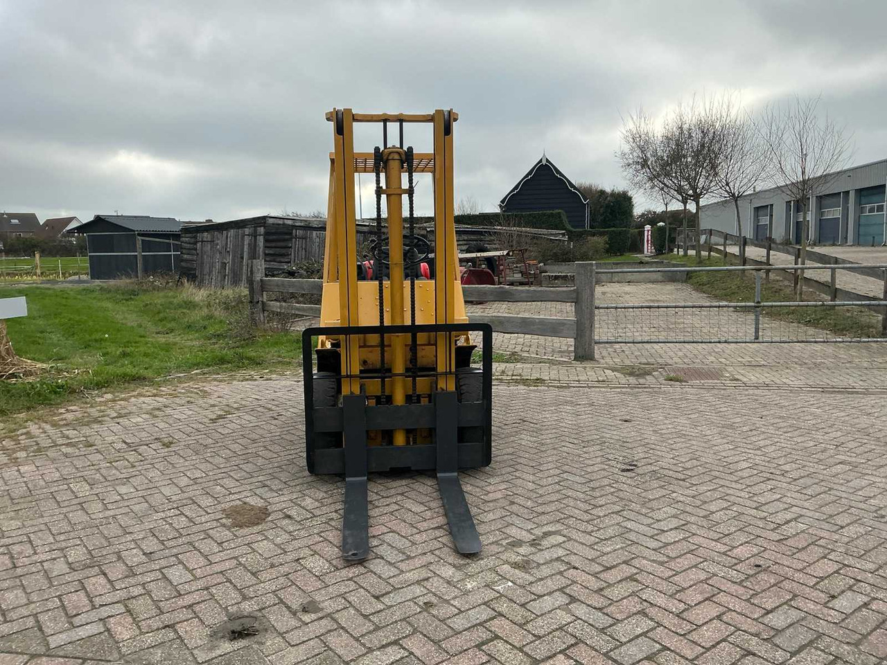 TOYOTA 2FG25 FORKLIFT - Вилушкар: слика 3 TOYOTA 2FG25 FORKLIFT - Вилушкар: слика 3