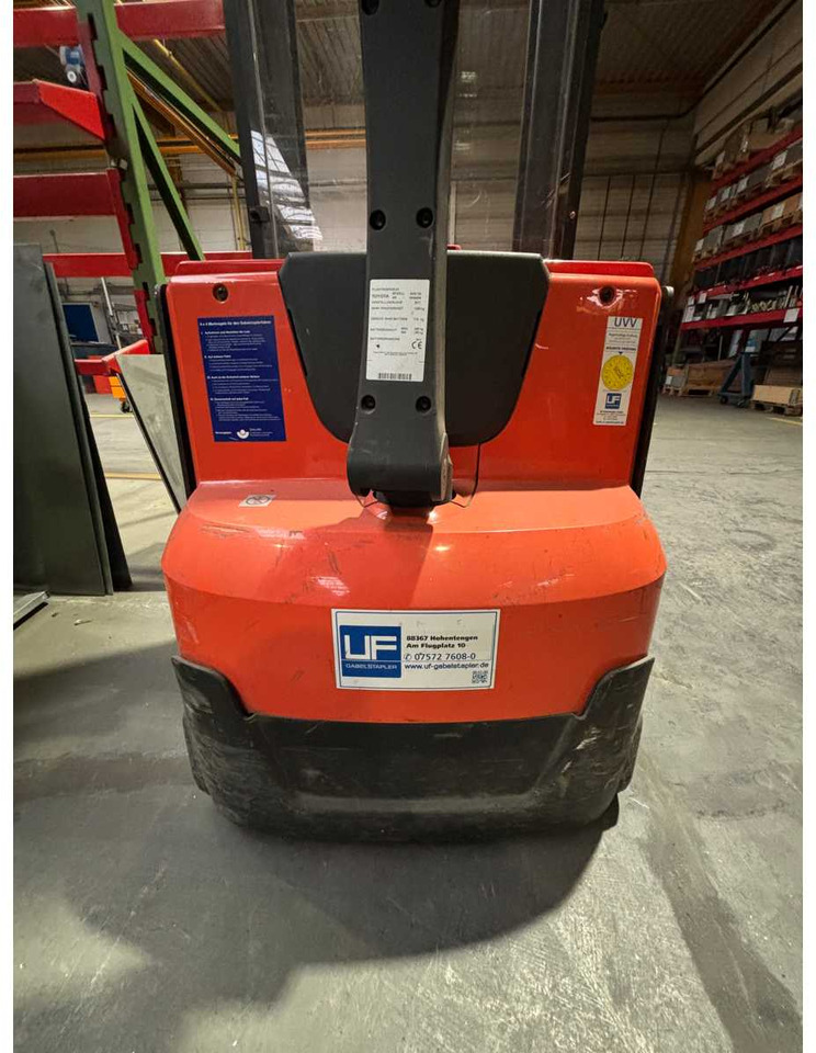 TOYOTA SWE 120 ELECTRIC PALLET TRUCK - Дигачка платформа: слика 1 TOYOTA SWE 120 ELECTRIC PALLET TRUCK - Дигачка платформа: слика 1