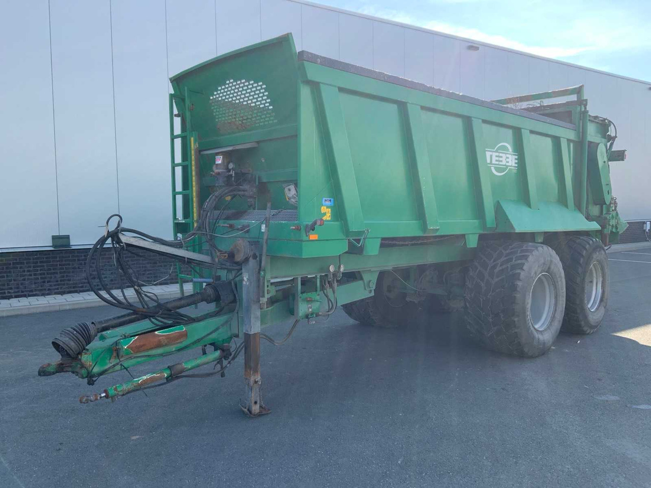 Tebbe HS180 - Распрскувач на арско ѓубриво: слика 1 Tebbe HS180 - Распрскувач на арско ѓубриво: слика 1