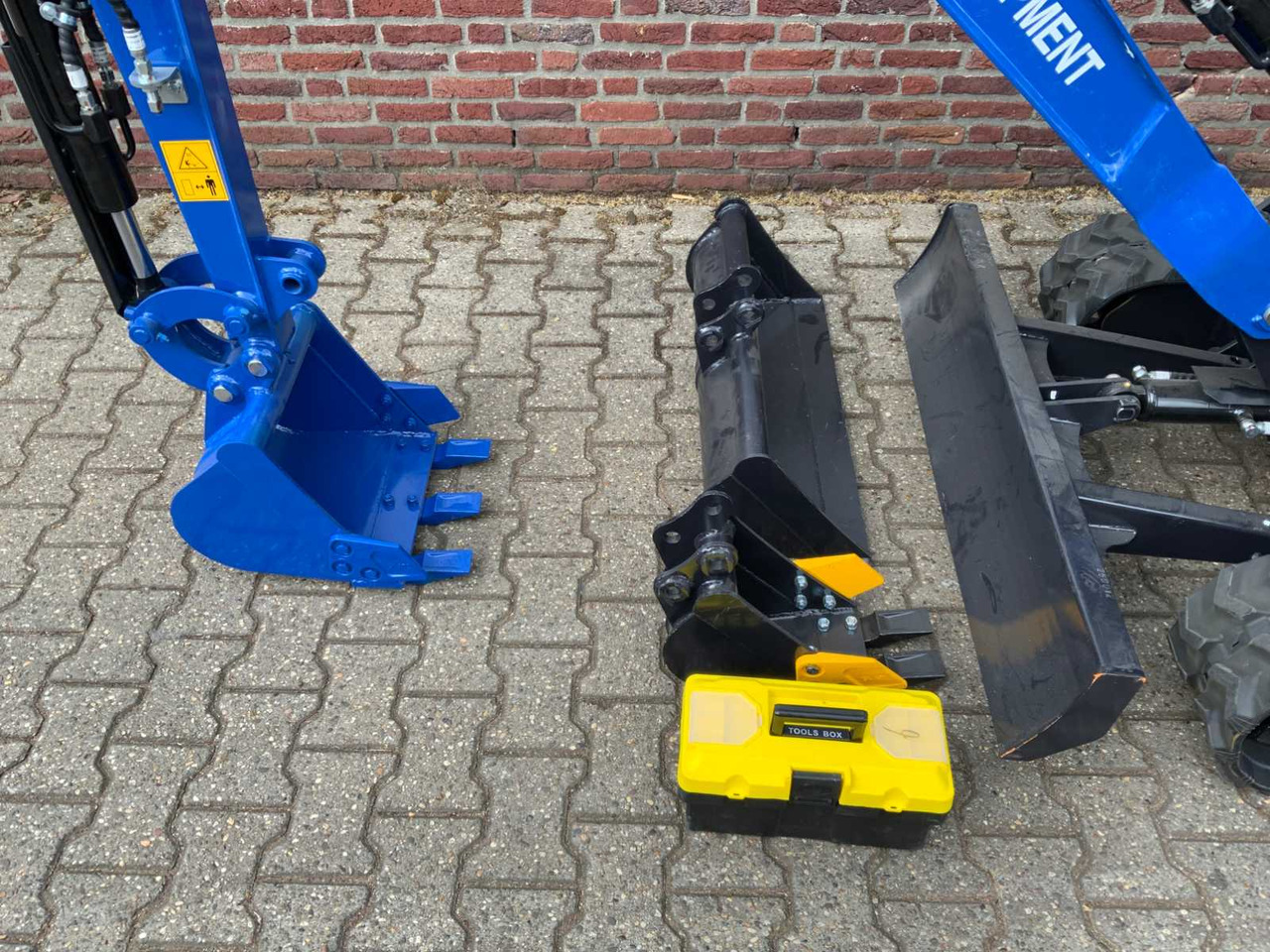 Багер ULTRA FORCE EQUIPMENT - 2025 - NM-18 - CRAWLER EXCAVATOR DIESEL: слика 9