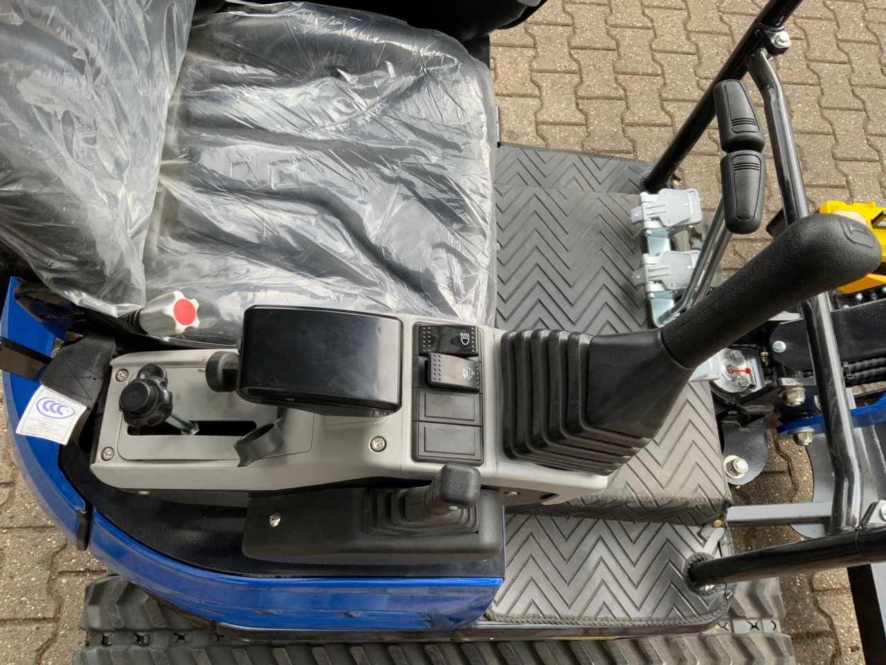 Багер ULTRA FORCE EQUIPMENT NM-1800 KG CRAWLER EXCAVATOR DIESEL 2025 INCL. 3 BUCKETS: слика 12