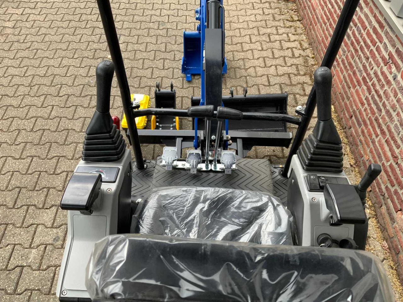 Багер ULTRA FORCE EQUIPMENT NM-1800 KG CRAWLER EXCAVATOR DIESEL 2025 INCL. 3 BUCKETS: слика 19