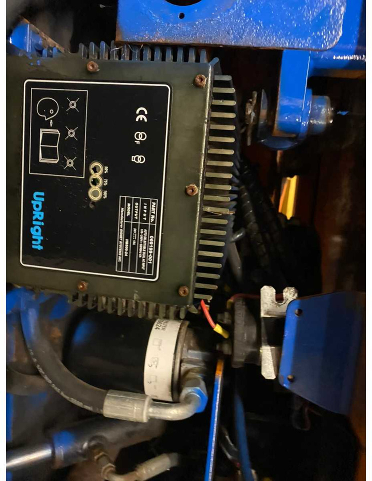 Дигачка платформа UPRIGHT TM12 AERIAL WORK PLATFORM: слика 13