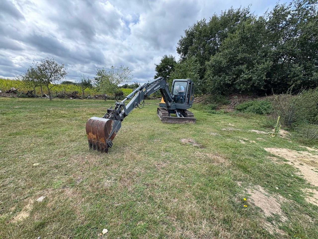 VOLVO EC55D CRAWLER EXCAVATOR - Багер: слика 2 VOLVO EC55D CRAWLER EXCAVATOR - Багер: слика 2