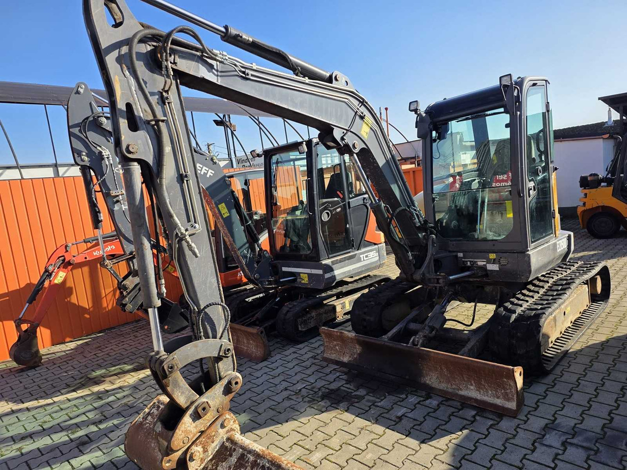 VOLVO - ECR50D - TRACKED EXCAVATOR - 2017 - Багер: слика 1 VOLVO - ECR50D - TRACKED EXCAVATOR - 2017 - Багер: слика 1