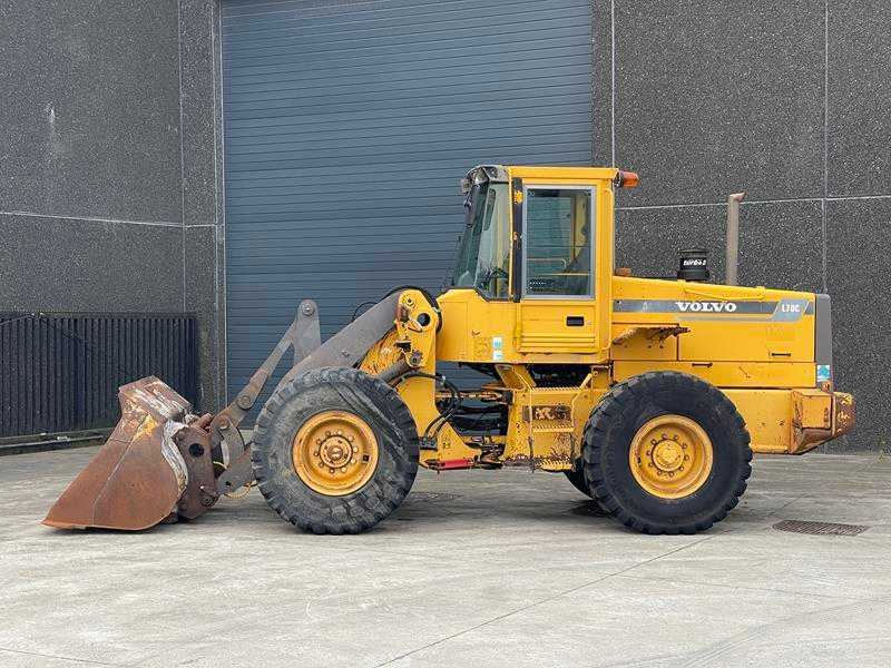 VOLVO - L70C - SHOVEL - Натоварувач на тркала: слика 2 VOLVO - L70C - SHOVEL - Натоварувач на тркала: слика 2