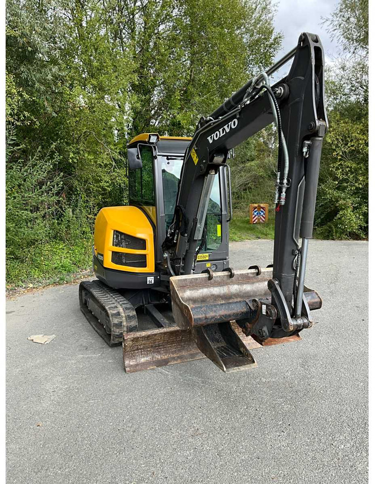 Volvo ECR35D - Мини багер: слика 4 Volvo ECR35D - Мини багер: слика 4