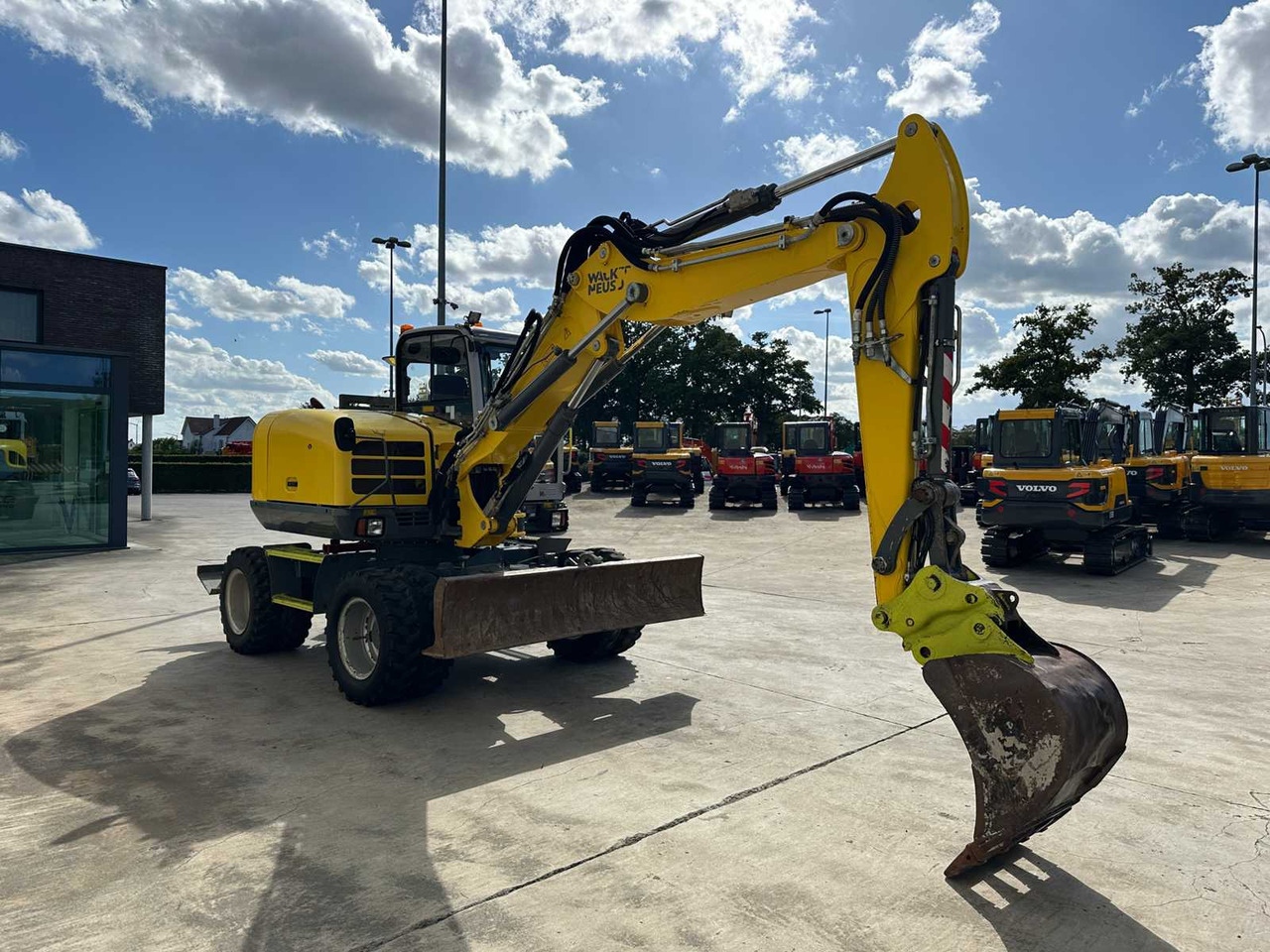 WACKER NEUSON - 2019 - EW100 - WHEELED EXCAVATOR - Багер на тркала: слика 3 WACKER NEUSON - 2019 - EW100 - WHEELED EXCAVATOR - Багер на тркала: слика 3