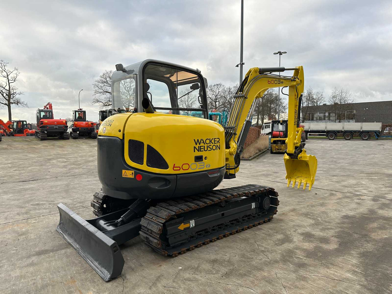 Wacker Neuson 6003 - Багер гасеничар: слика 4 Wacker Neuson 6003 - Багер гасеничар: слика 4