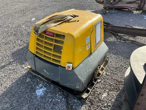 Wacker Neuson DPU130LE - Вибрациска плоча: слика 2 Wacker Neuson DPU130LE - Вибрациска плоча: слика 2