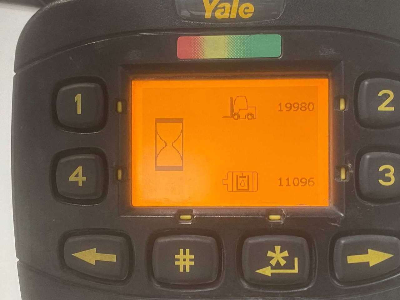 YALE - ERP20VT LWB - FORKLIFT TRIPLEX - FORK POSITIONER - FREELIFT - SIDESHIFT - Вилушкар: слика 4 YALE - ERP20VT LWB - FORKLIFT TRIPLEX - FORK POSITIONER - FREELIFT - SIDESHIFT - Вилушкар: слика 4