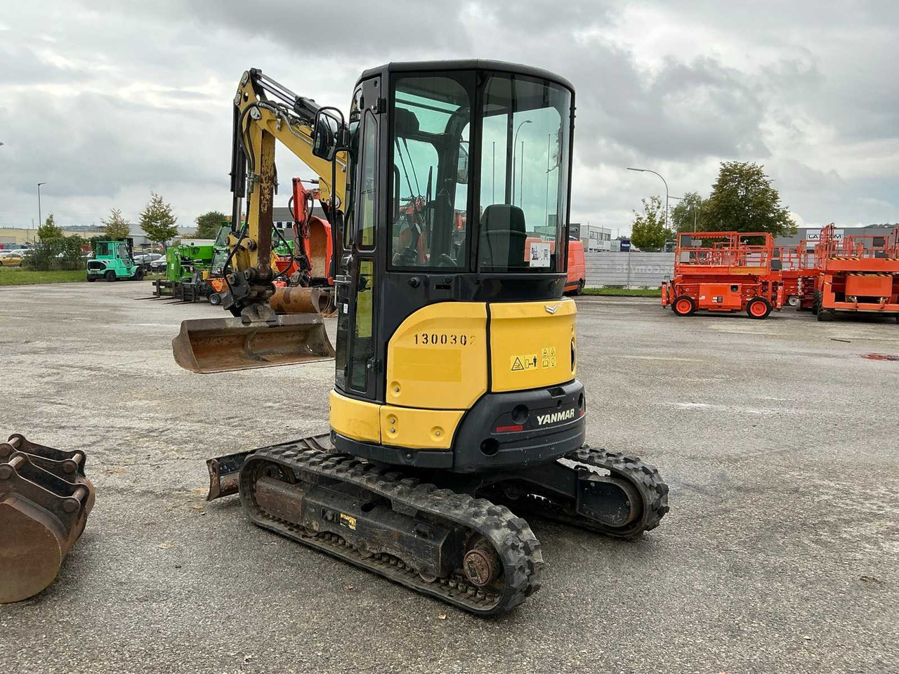 Yanmar Vio 26-6 - Багер гасеничар: слика 3 Yanmar Vio 26-6 - Багер гасеничар: слика 3