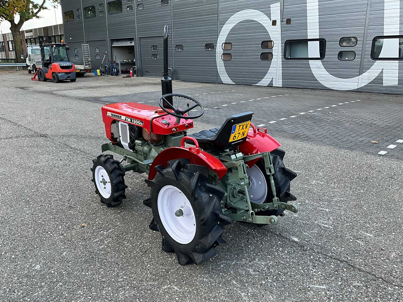Yanmar YM1300D - Мини трактор: слика 3 Yanmar YM1300D - Мини трактор: слика 3