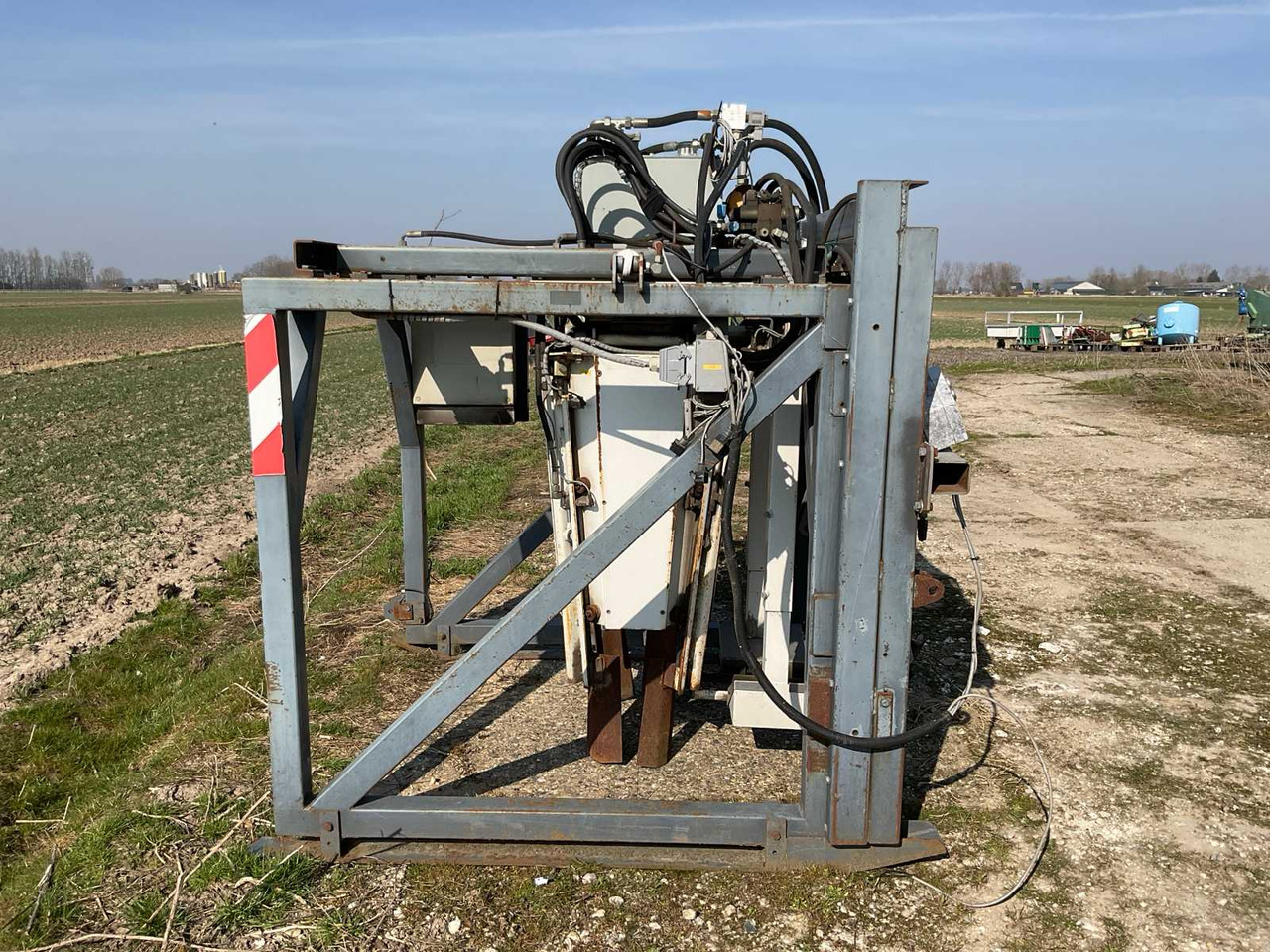 AgriNova P2003-10 - Земјоделска машина: слика 5 AgriNova P2003-10 - Земјоделска машина: слика 5