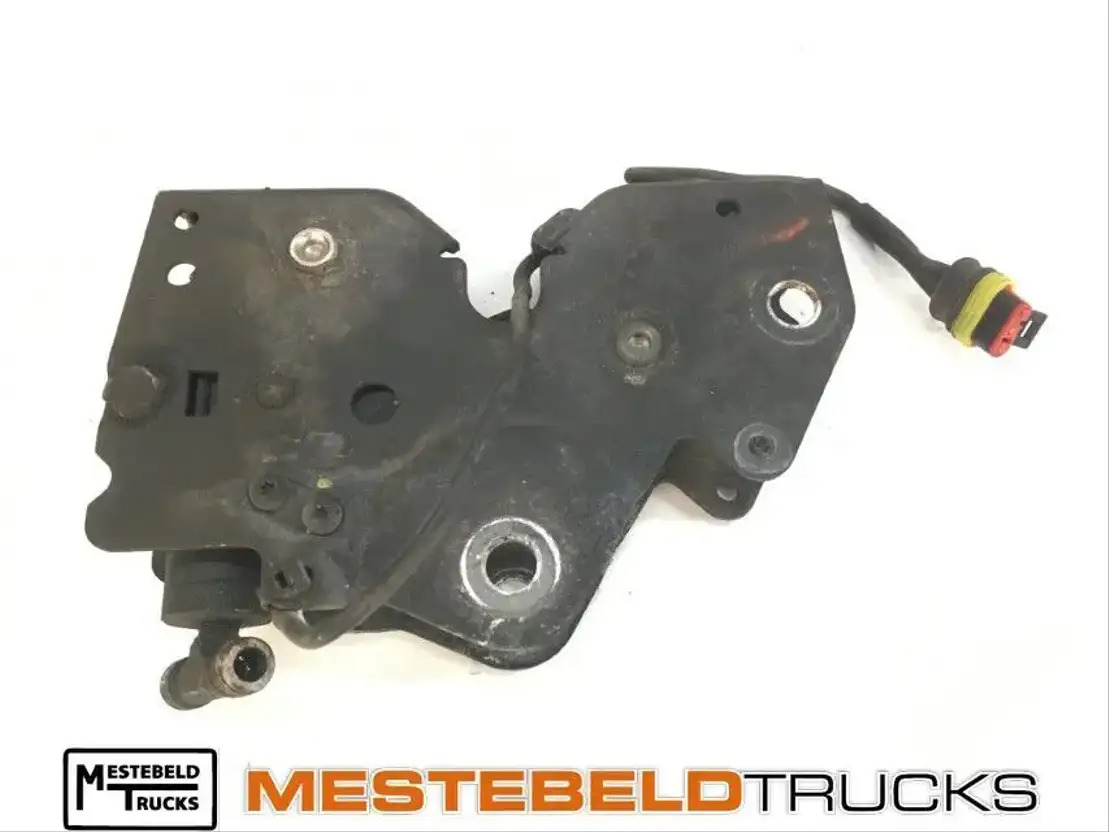 DAF Cabinevergrendeling rechts - Кабина и ентериер за Камион: слика 1 DAF Cabinevergrendeling rechts - Кабина и ентериер за Камион: слика 1