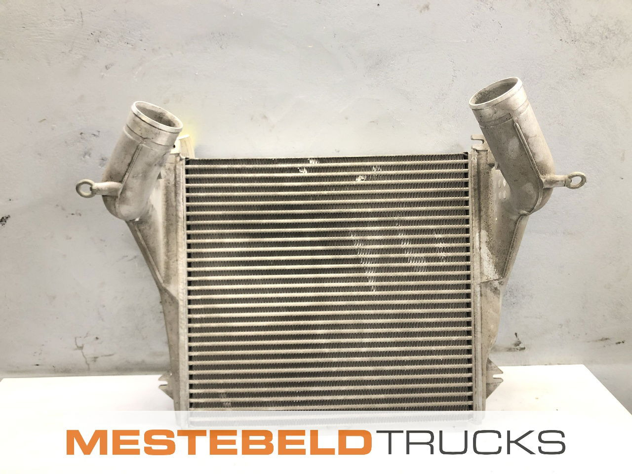 DAF Intercooler 75CF - Систем за ладење за Камион: слика 1 DAF Intercooler 75CF - Систем за ладење за Камион: слика 1