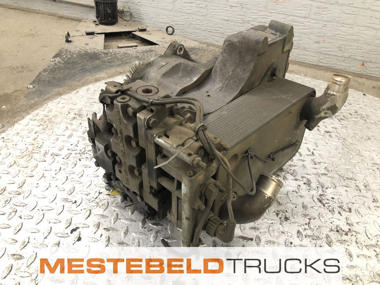 Mercedes-Benz Retarder Voith R115H - Менувач и делови за Камион: слика 2 Mercedes-Benz Retarder Voith R115H - Менувач и делови за Камион: слика 2