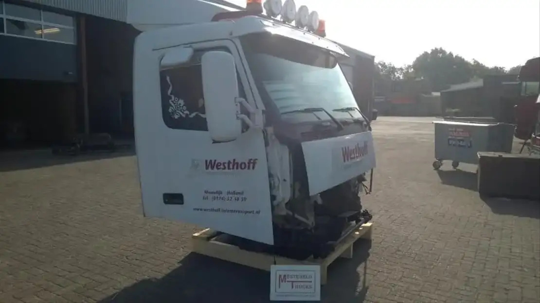 Volvo Cabine - Кабина и ентериер за Камион: слика 1 Volvo Cabine - Кабина и ентериер за Камион: слика 1