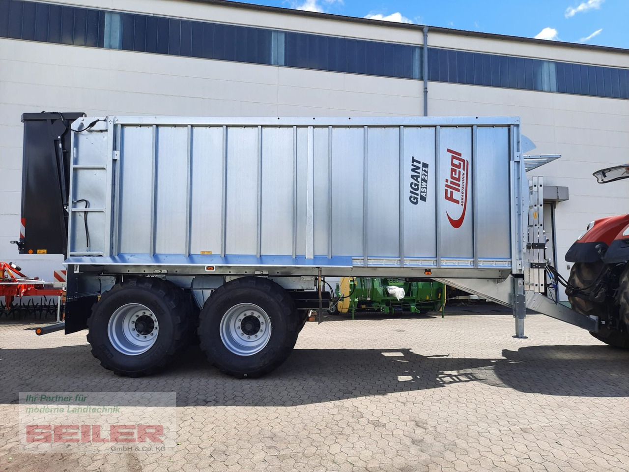 Fliegl ASW 271 C FOX Lenkachse 26,5" 35m³ - Автотоварен вагон: слика 3 Fliegl ASW 271 C FOX Lenkachse 26,5" 35m³ - Автотоварен вагон: слика 3
