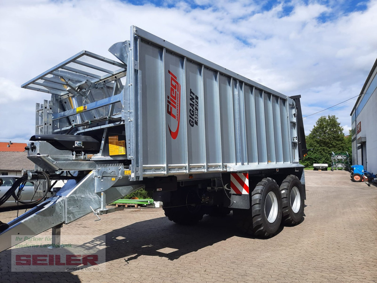 Fliegl ASW 271 C FOX Lenkachse 26,5" 35m³ - Автотоварен вагон: слика 2 Fliegl ASW 271 C FOX Lenkachse 26,5" 35m³ - Автотоварен вагон: слика 2