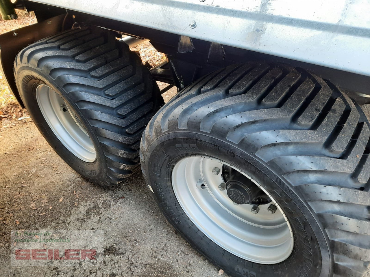 Fliegl TMK 140 FOX JUMBO-TITAN 20m³ - Земјоделска приколка за истурање/ Истурач: слика 3 Fliegl TMK 140 FOX JUMBO-TITAN 20m³ - Земјоделска приколка за истурање/ Истурач: слика 3