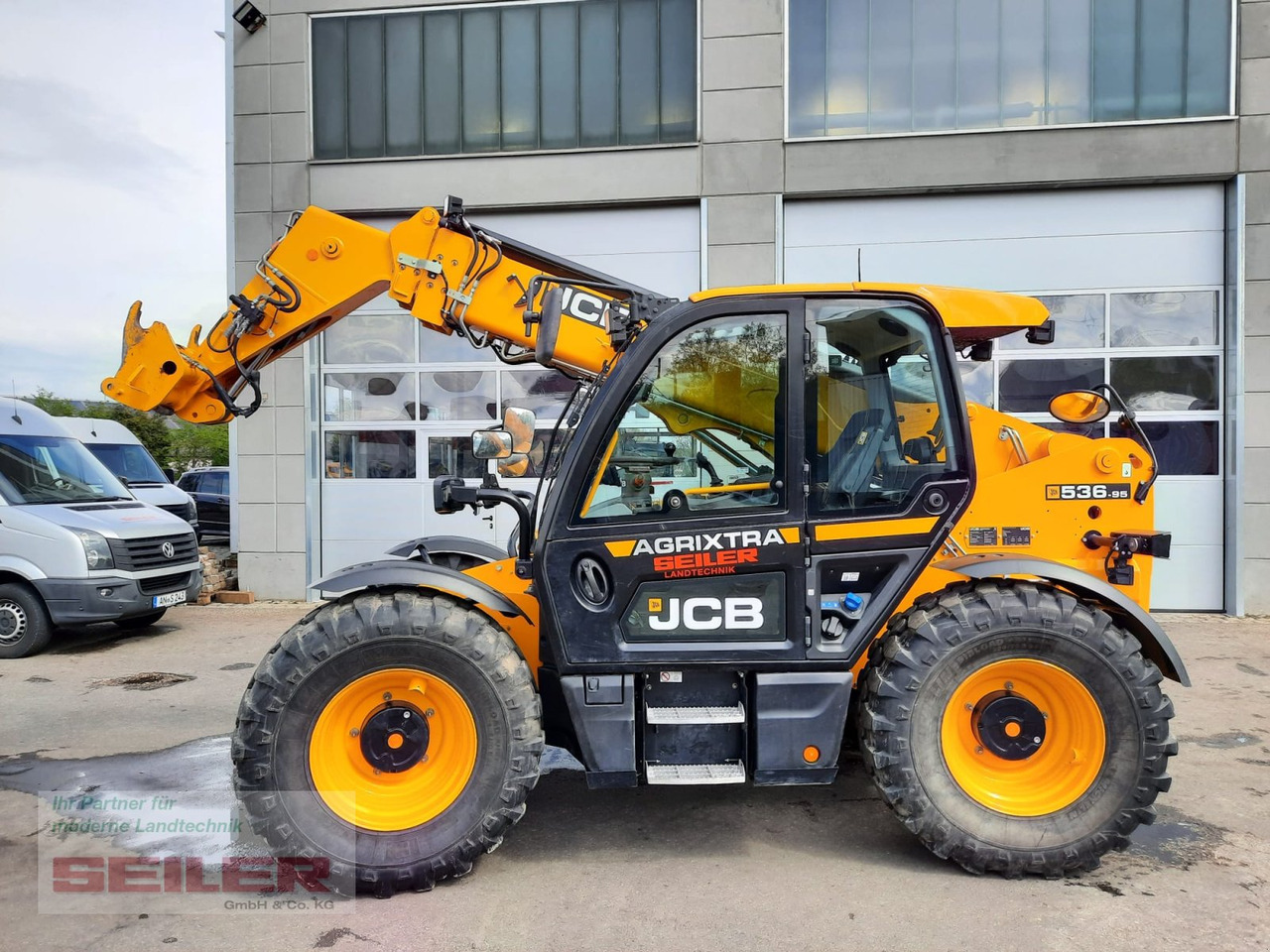 JCB 536-95 Agri Xtra - Телескопски ракувач: слика 2 JCB 536-95 Agri Xtra - Телескопски ракувач: слика 2