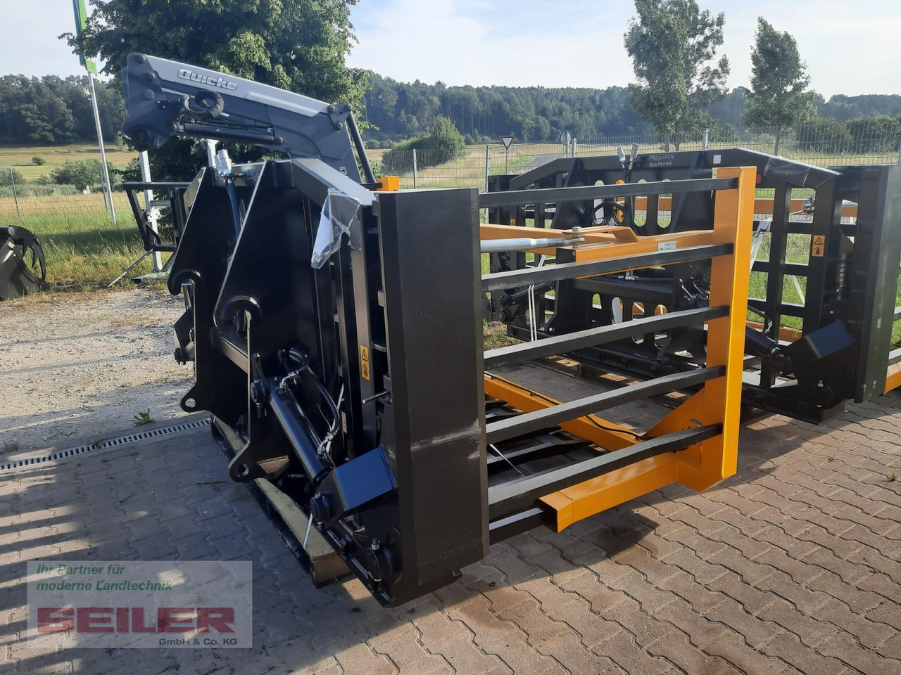 JCB Grasgabel 16ft 5m VOLVO LARGE - Вилушка за Земјоделска машина: слика 3 JCB Grasgabel 16ft 5m VOLVO LARGE - Вилушка за Земјоделска машина: слика 3