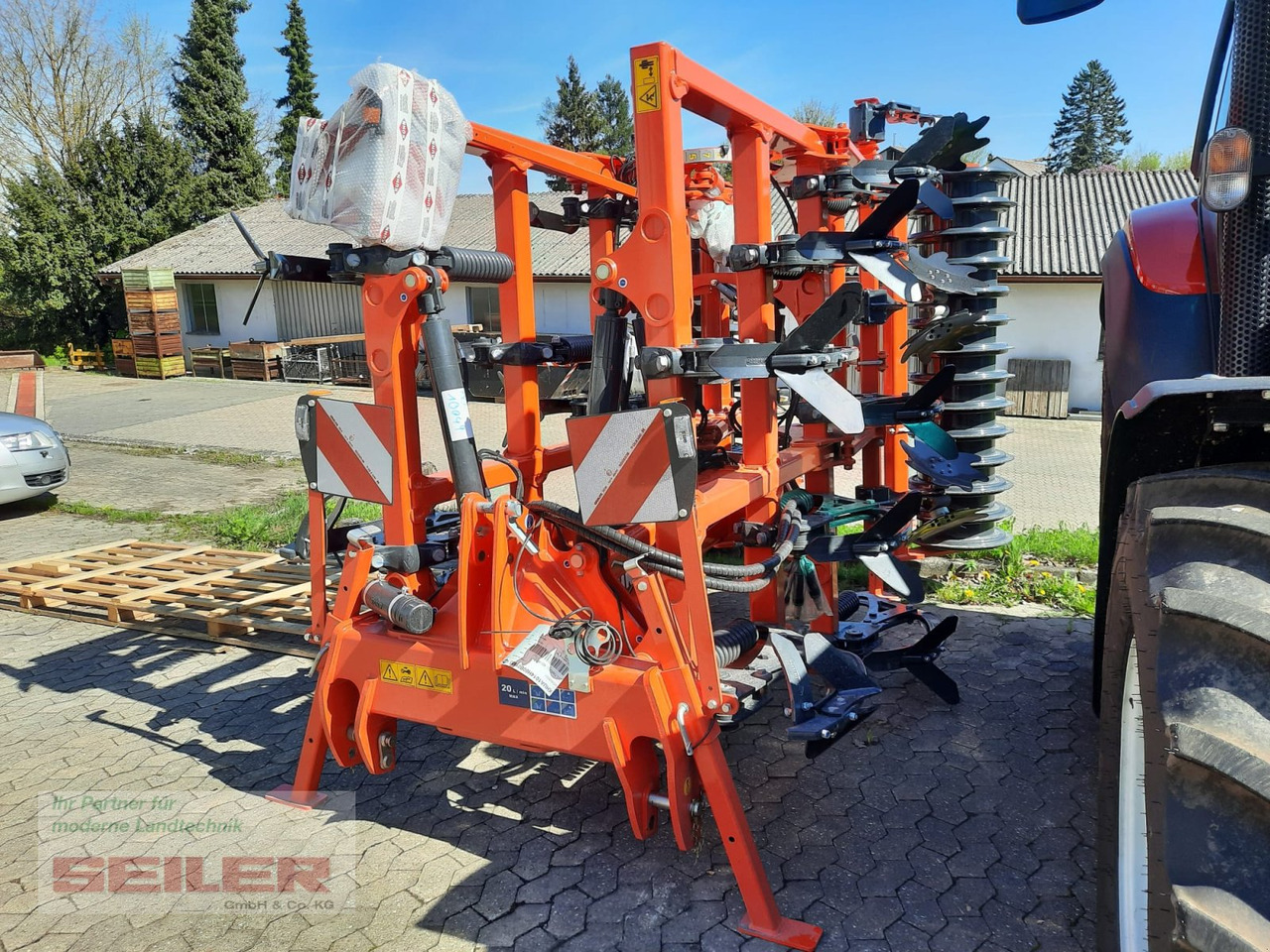 Kuhn Cultimer L 400 R NSM + T-Liner-Walze - Култиватор: слика 3 Kuhn Cultimer L 400 R NSM + T-Liner-Walze - Култиватор: слика 3