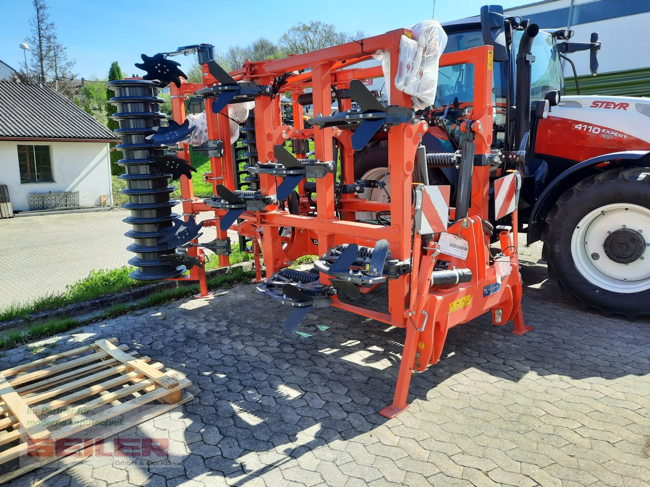 Kuhn Cultimer L 400 R NSM + T-Liner-Walze - Култиватор: слика 1 Kuhn Cultimer L 400 R NSM + T-Liner-Walze - Култиватор: слика 1