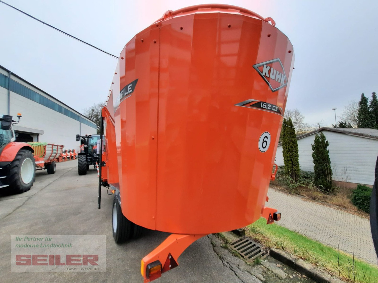 Kuhn PROFILE 16.2 CS - Вагон за мешање сточна храна: слика 4 Kuhn PROFILE 16.2 CS - Вагон за мешање сточна храна: слика 4
