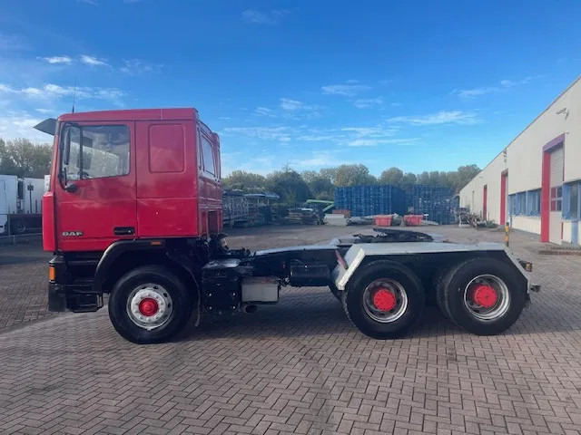 DAF 95.360 ATI 6X4 FULL SPRING - Камион влекач: слика 4 DAF 95.360 ATI 6X4 FULL SPRING - Камион влекач: слика 4