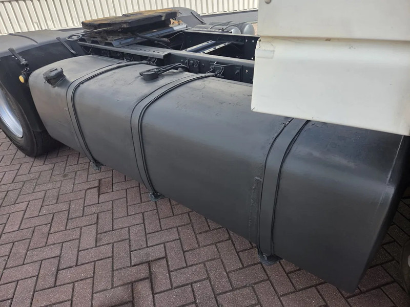 DAF XF 95.430 Manual gear Euro 3 - Камион влекач: слика 3 DAF XF 95.430 Manual gear Euro 3 - Камион влекач: слика 3