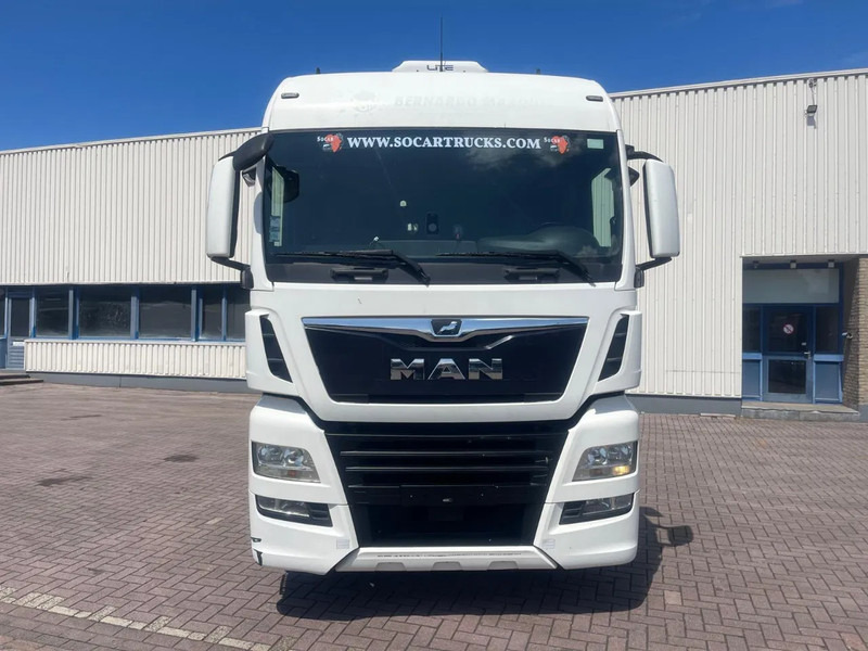 MAN TGX 18.460 Euro 6 Retarder 2x Tanks - Камион влекач: слика 2 MAN TGX 18.460 Euro 6 Retarder 2x Tanks - Камион влекач: слика 2